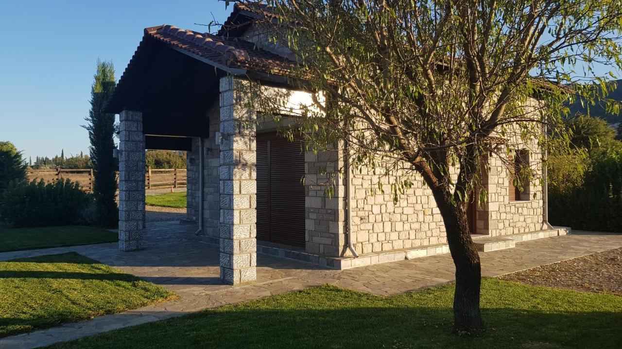 Lithos Villas Amfikleia Extérieur photo
