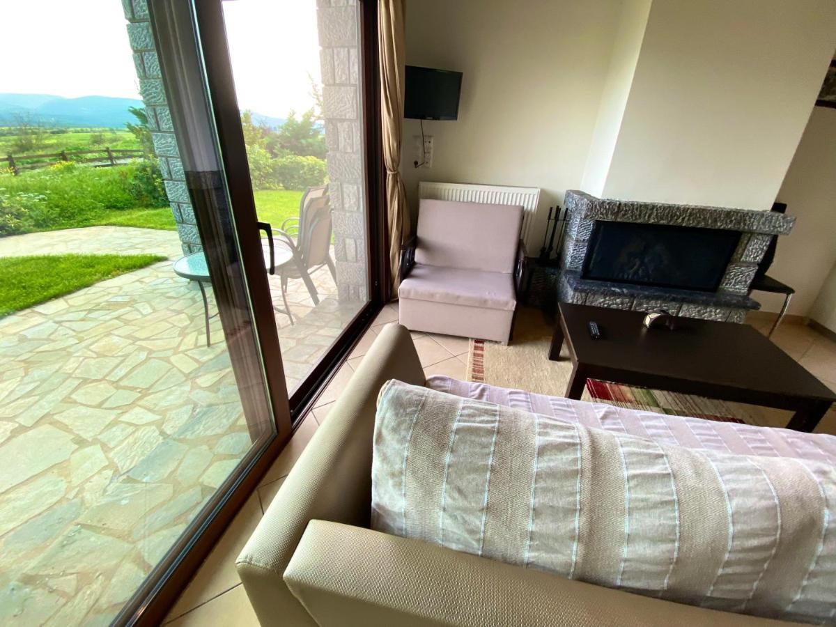 Lithos Villas Amfikleia Extérieur photo