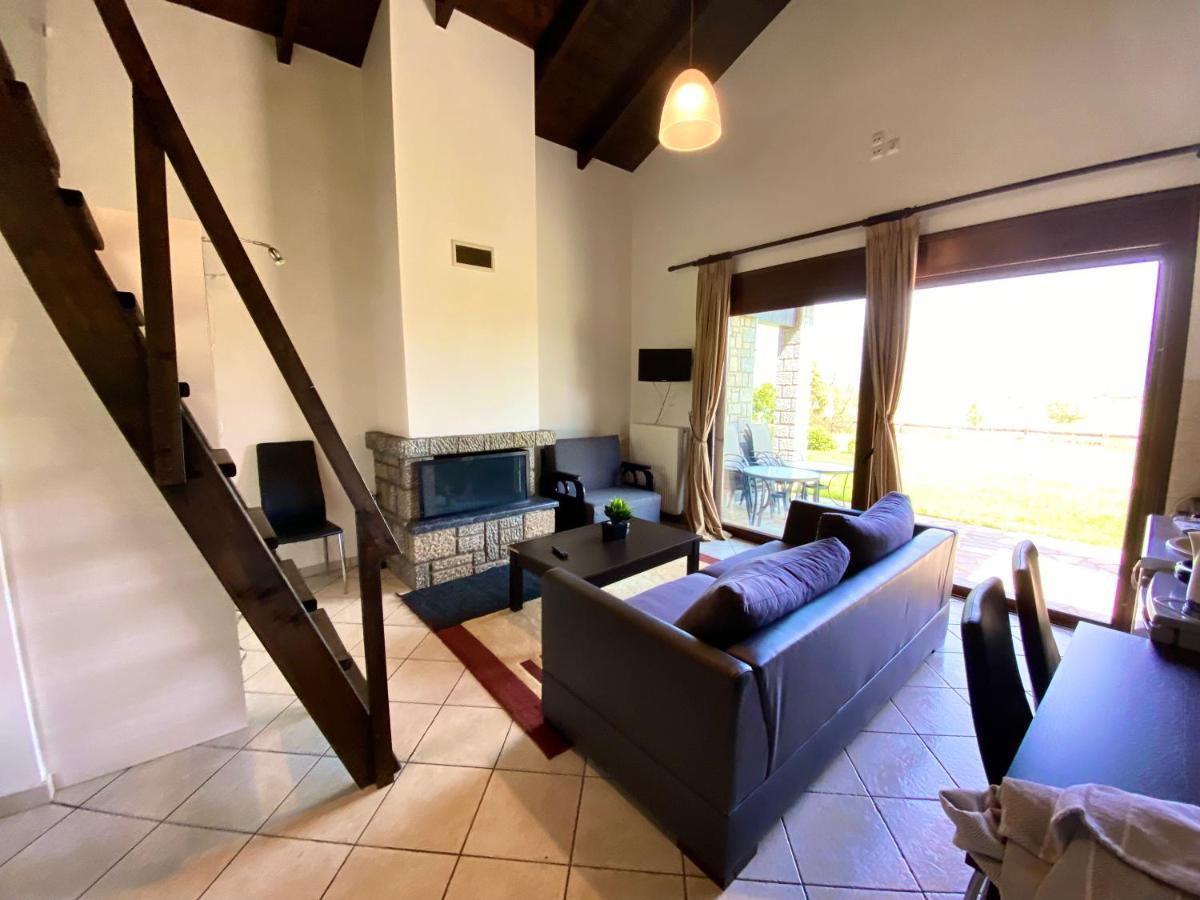 Lithos Villas Amfikleia Extérieur photo